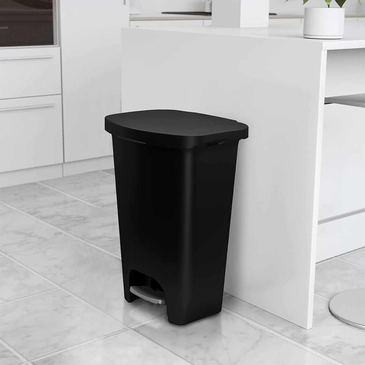 Kitchen Trash Can with Lid (includes foot pedal and trash bag retaining ring, 13-gallon, black)