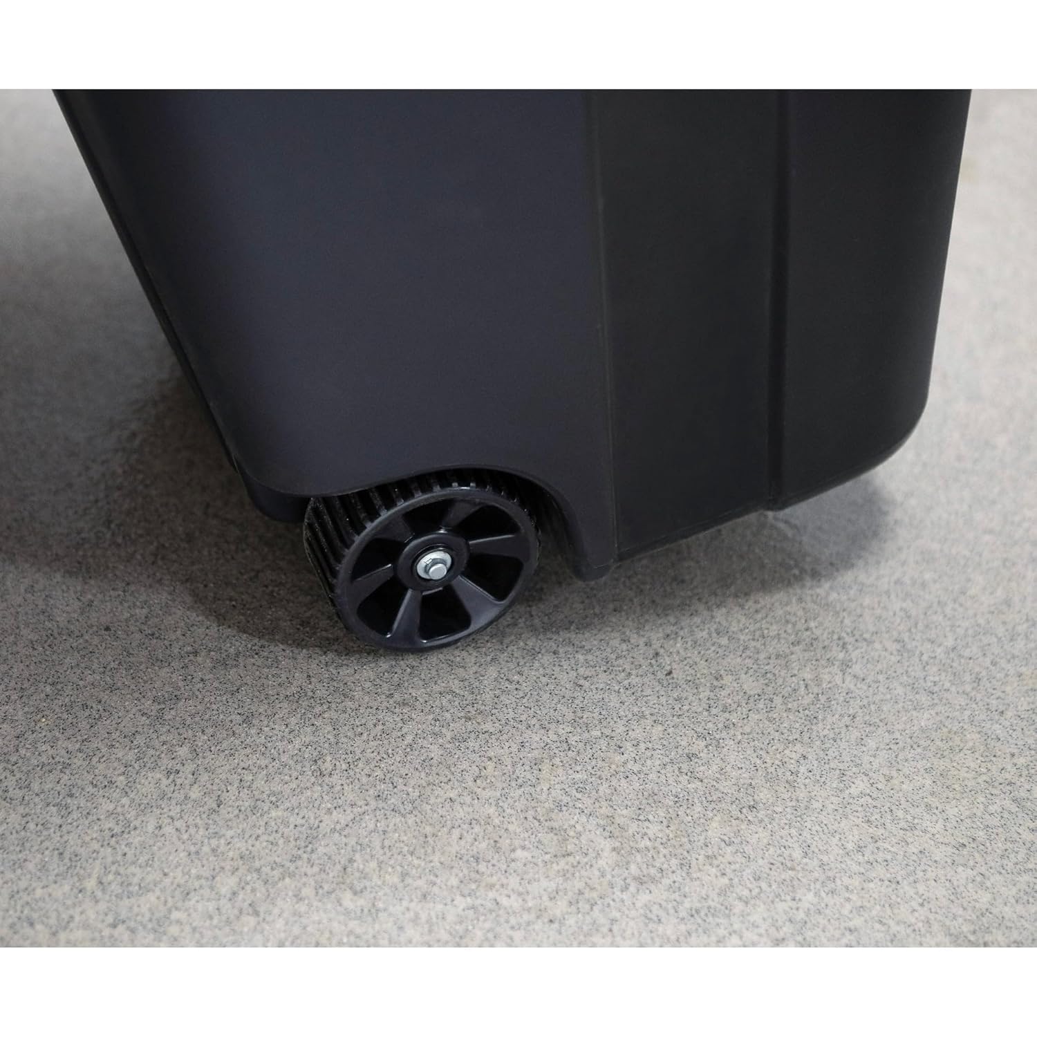 32 Gallon Wheeled Garbage Can. Attached Lid. Black : Home & Kitchen